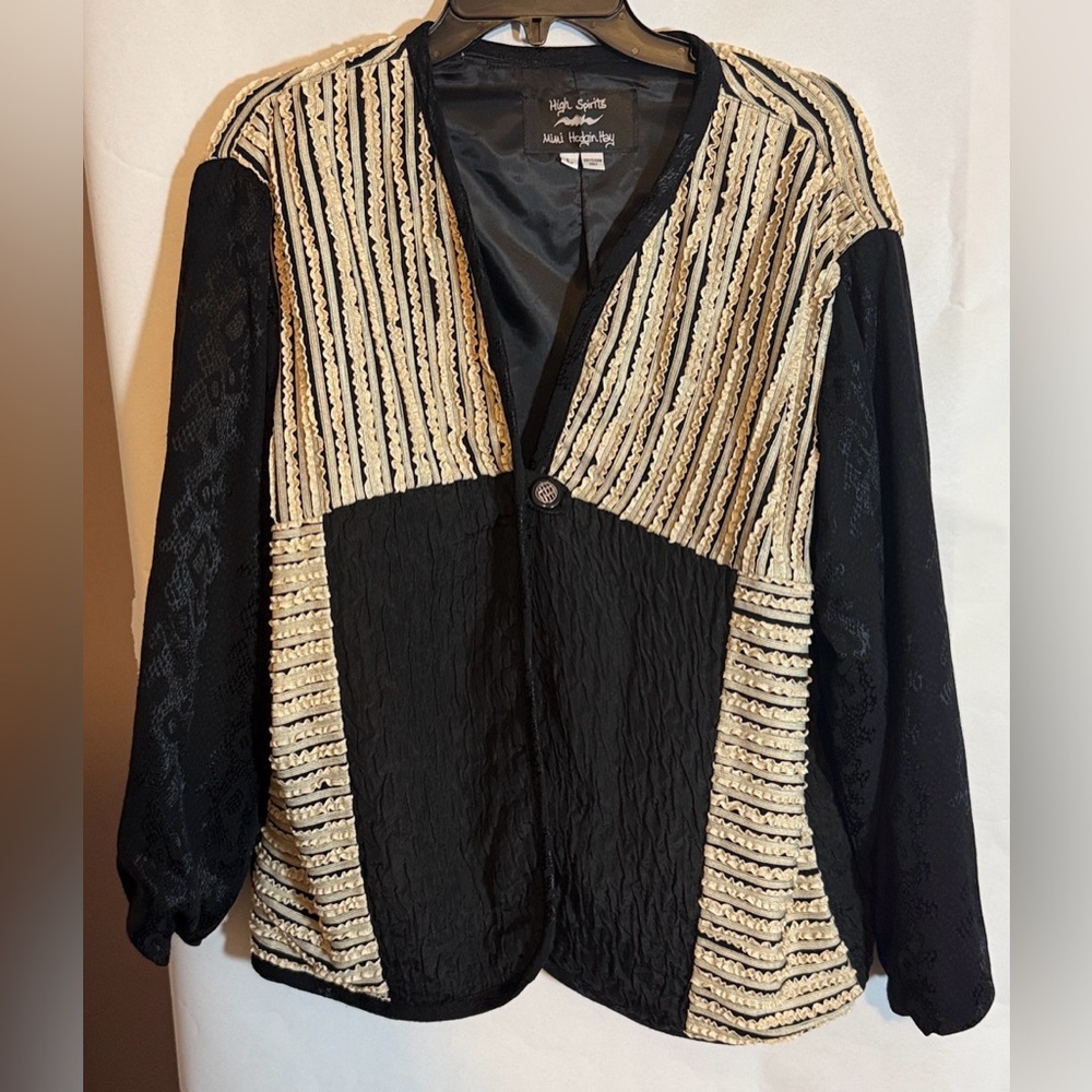 Lightweight Black and White Jacket
